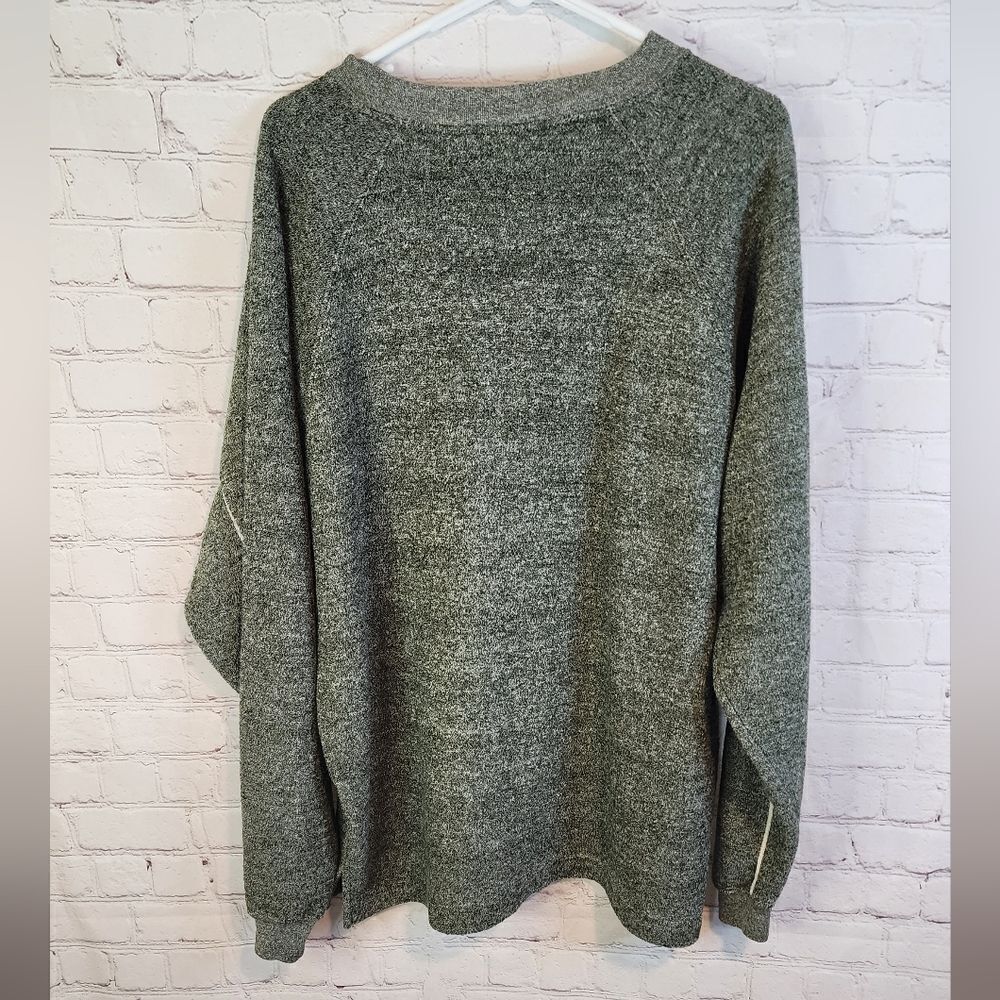 Men's Redsand sweater, size Medium - Picture 3 of 3